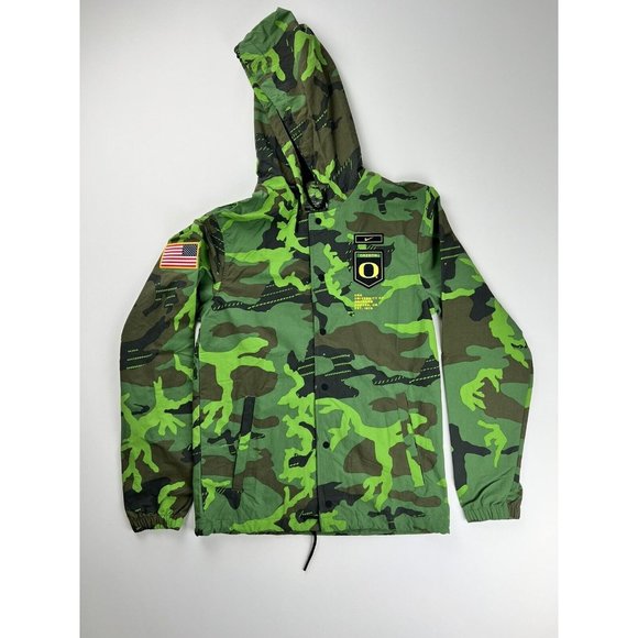 Nike Oregon Ducks Salute to Service Camo Windbreaker Jacket Size Small MSRP $110 - Picture 1 of 6